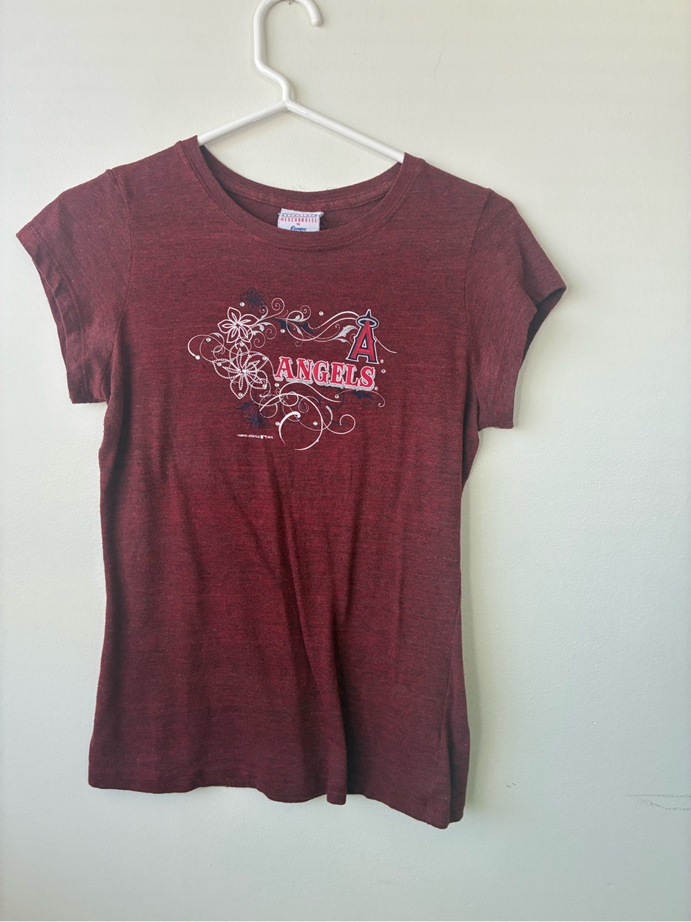 Angels Graphic Tee - Women's Short Sleeve in Maroon